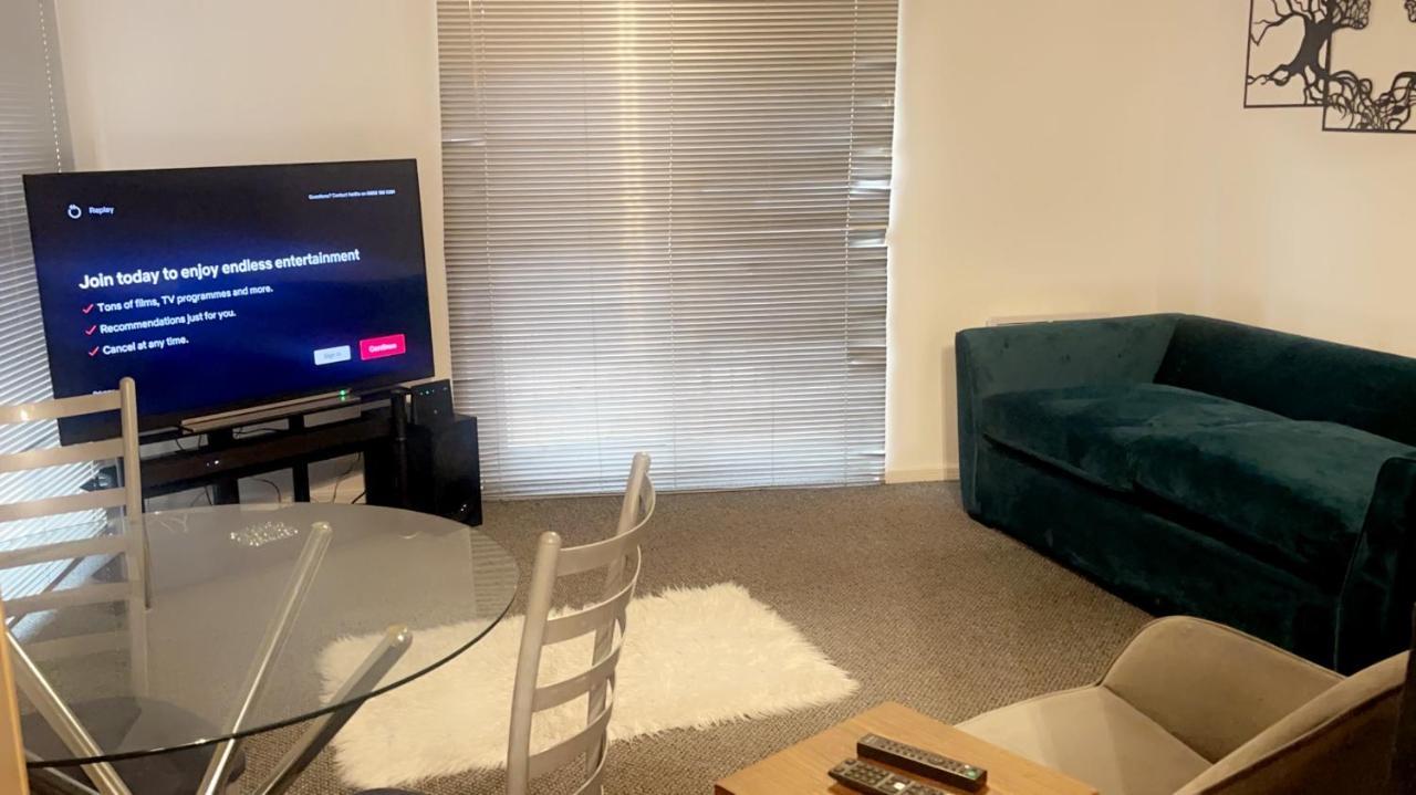 Luxury 1 Bed Apartment With Parking Manchester Buitenkant foto