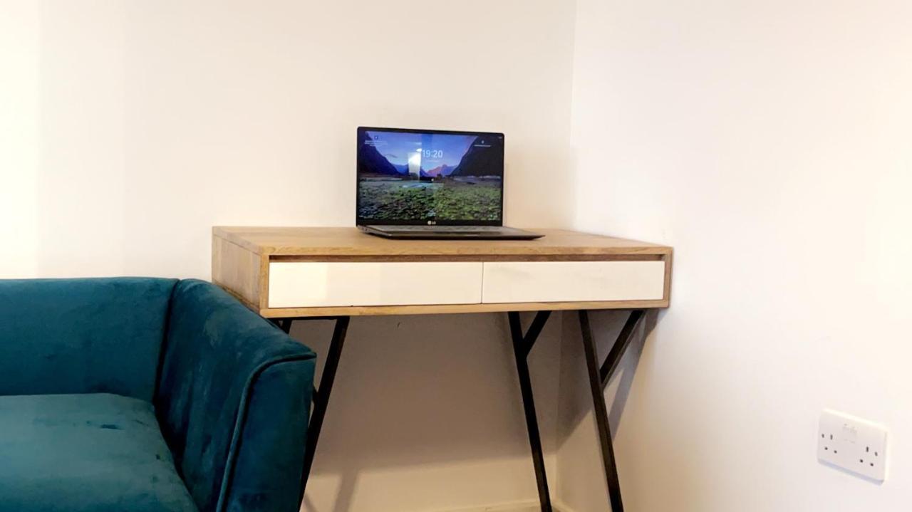 Luxury 1 Bed Apartment With Parking Manchester Buitenkant foto